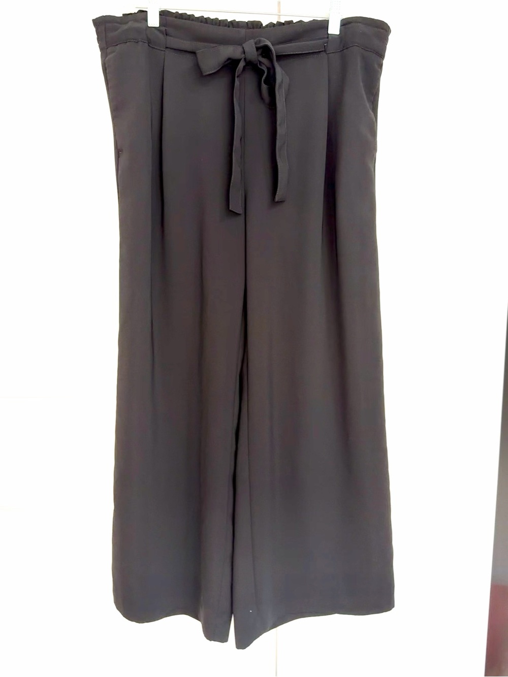 Ann Taylor Factory Black Wide-Leg Tie-Waist Cropped